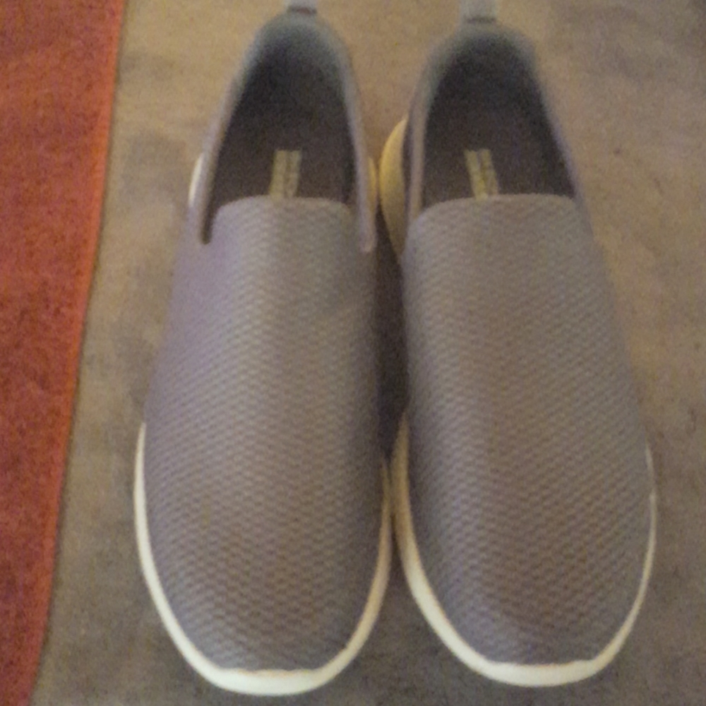 Skechers shoes